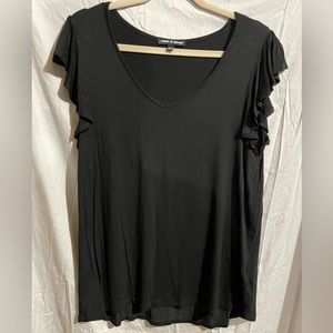 Cable & Gauge black, short sleeve w/ruffle design, women’s size xl